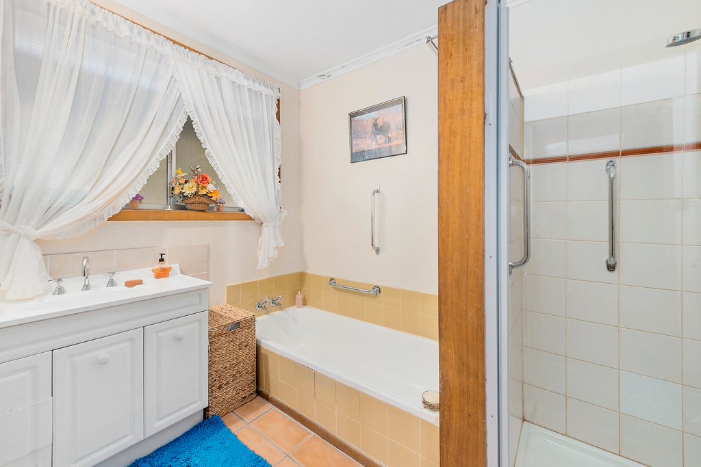 4 Narillan Street CLAREMONT 4