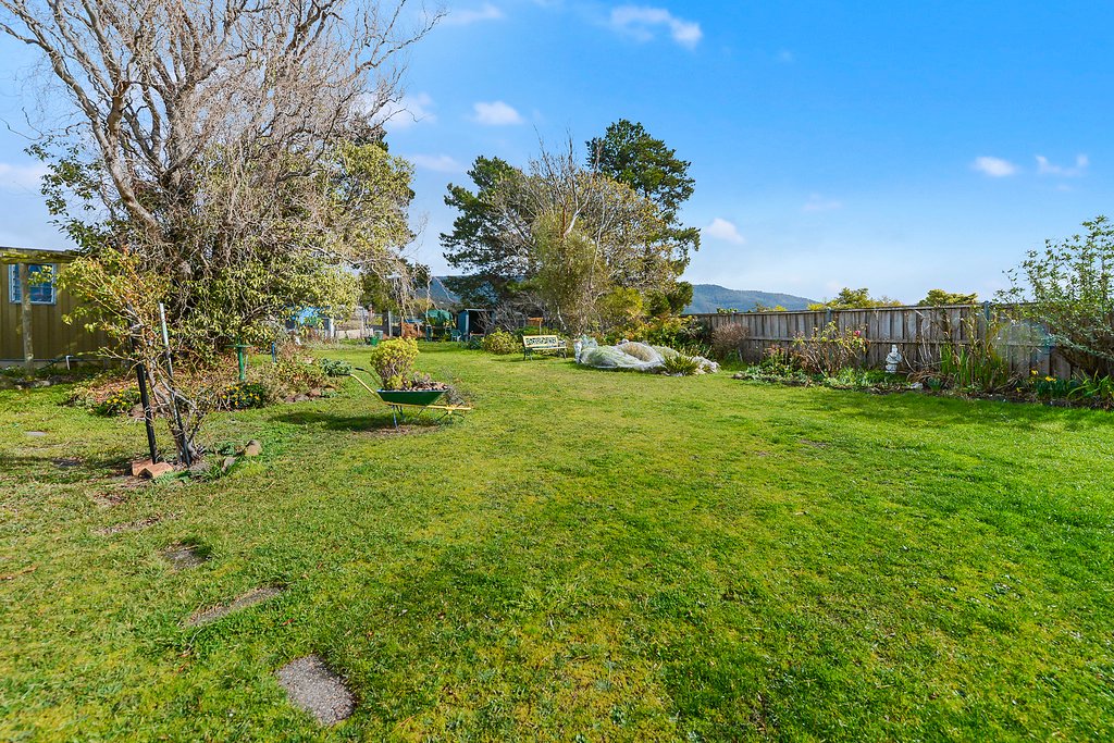 4 Narillan Street CLAREMONT 17