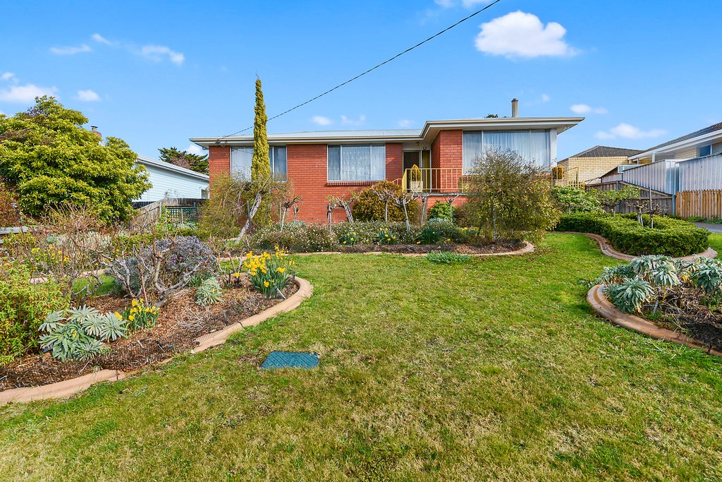 4 Narillan Street CLAREMONT 18