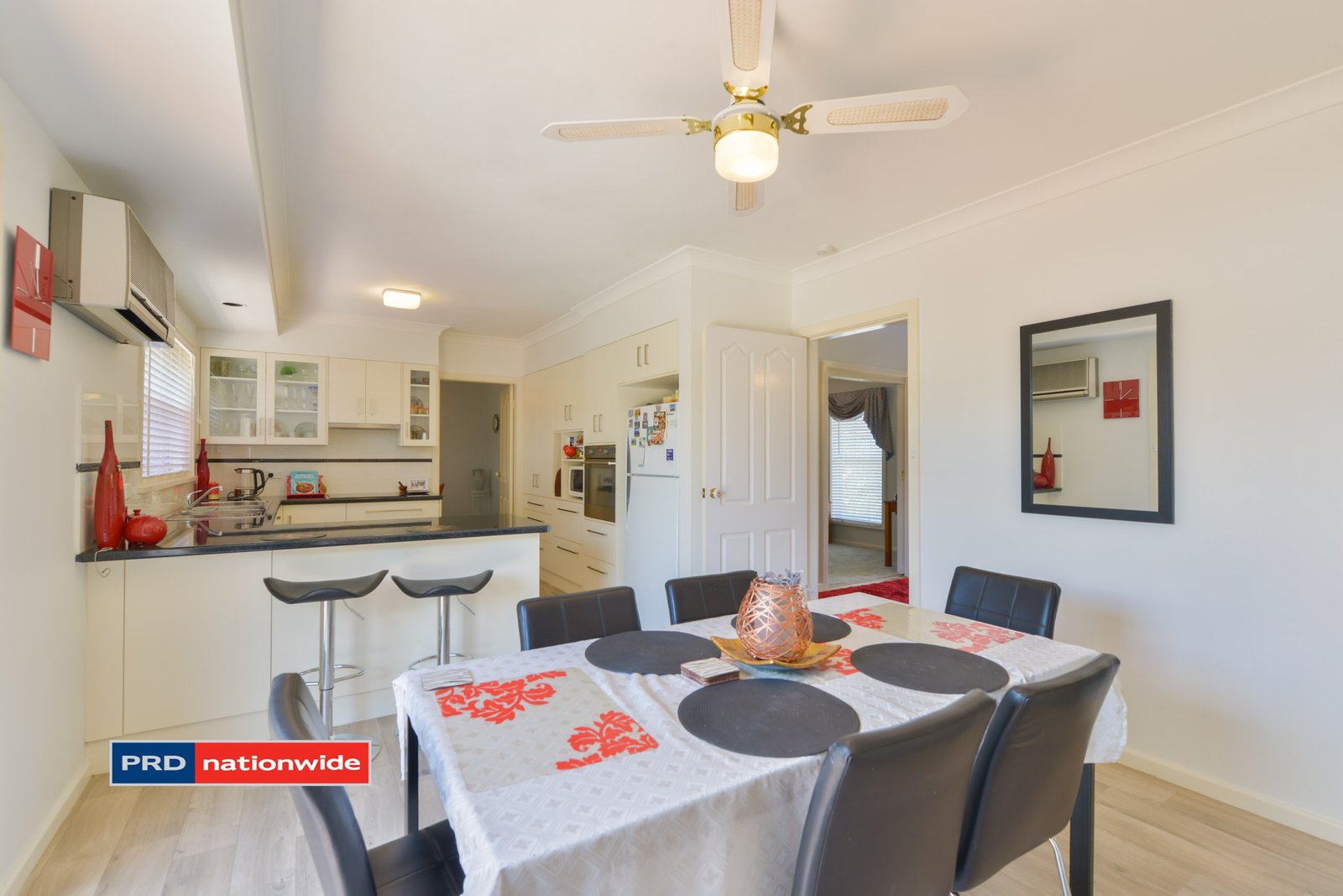 4 Narine Close TAMWORTH 6