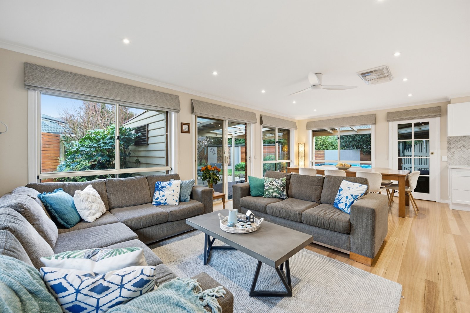 Gallery: 4 Narrawong Close