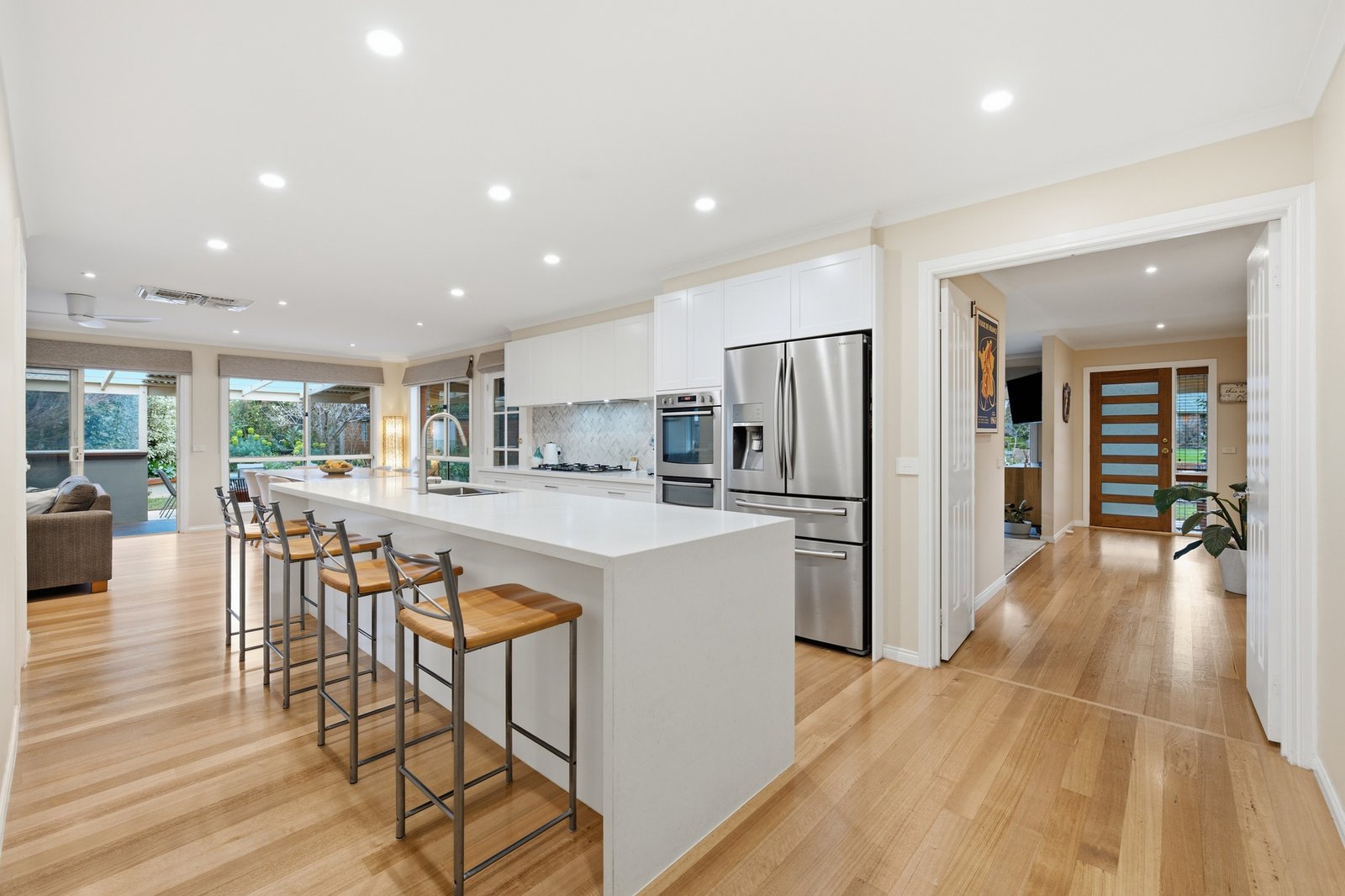 Gallery: 4 Narrawong Close