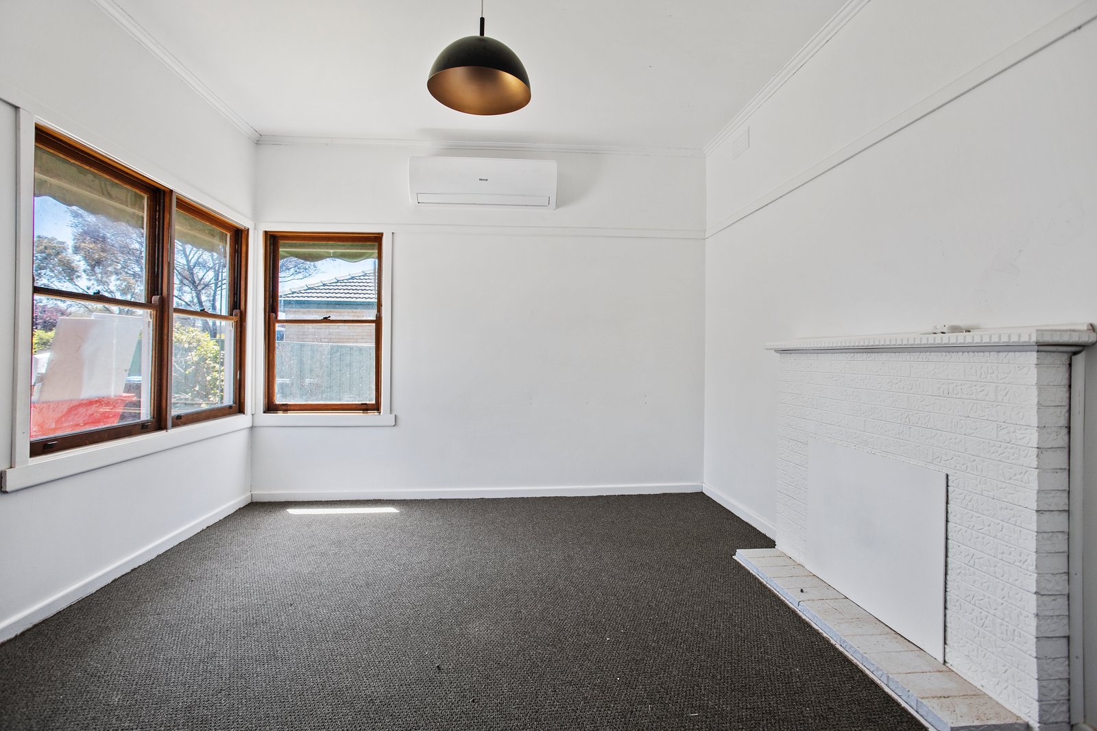 4 Neil Street KANGAROO FLAT 5