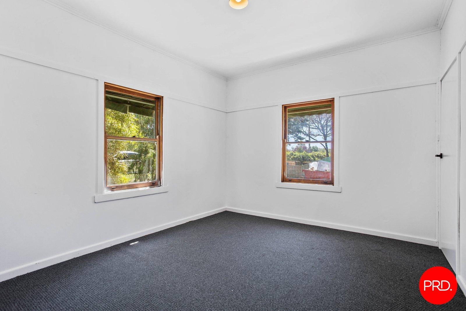 4 Neil Street KANGAROO FLAT 6