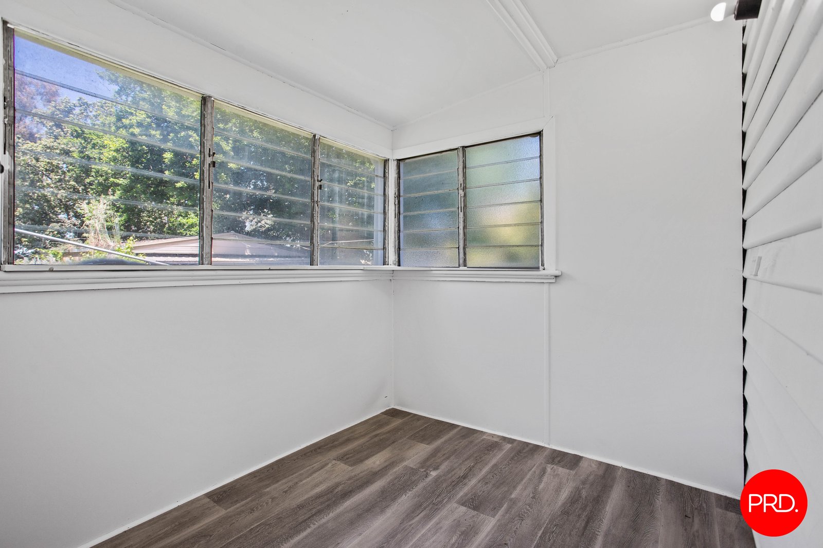 4 Neil Street KANGAROO FLAT 8