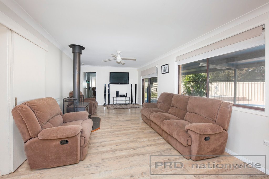 4 Nelson Close RUTHERFORD 5