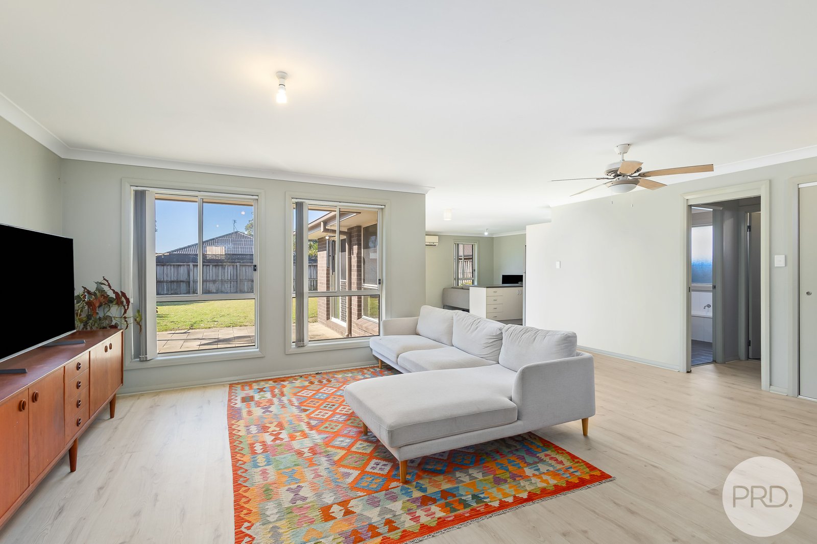 4 Nepean Way TANILBA BAY 3