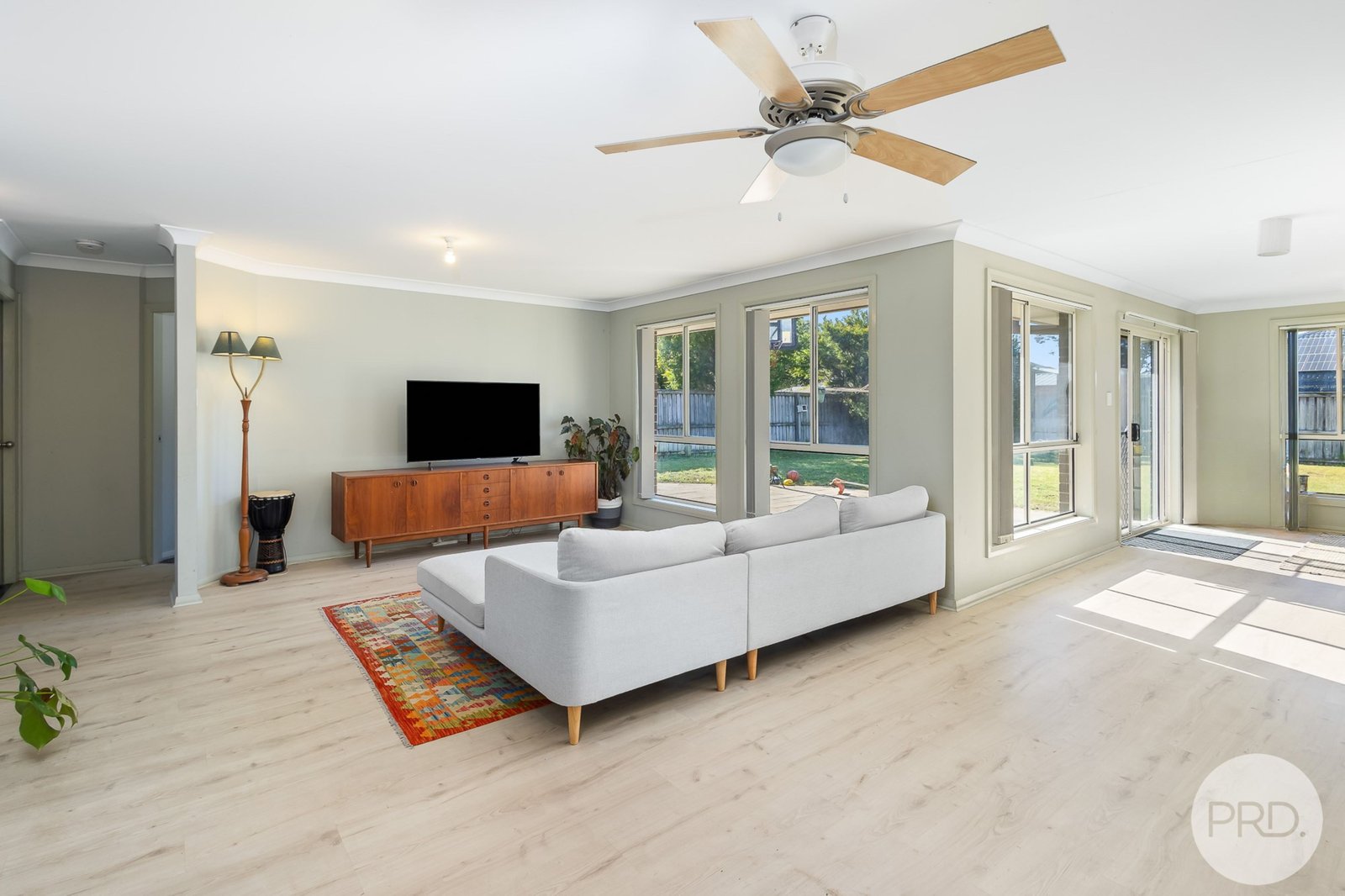 4 Nepean Way TANILBA BAY 4