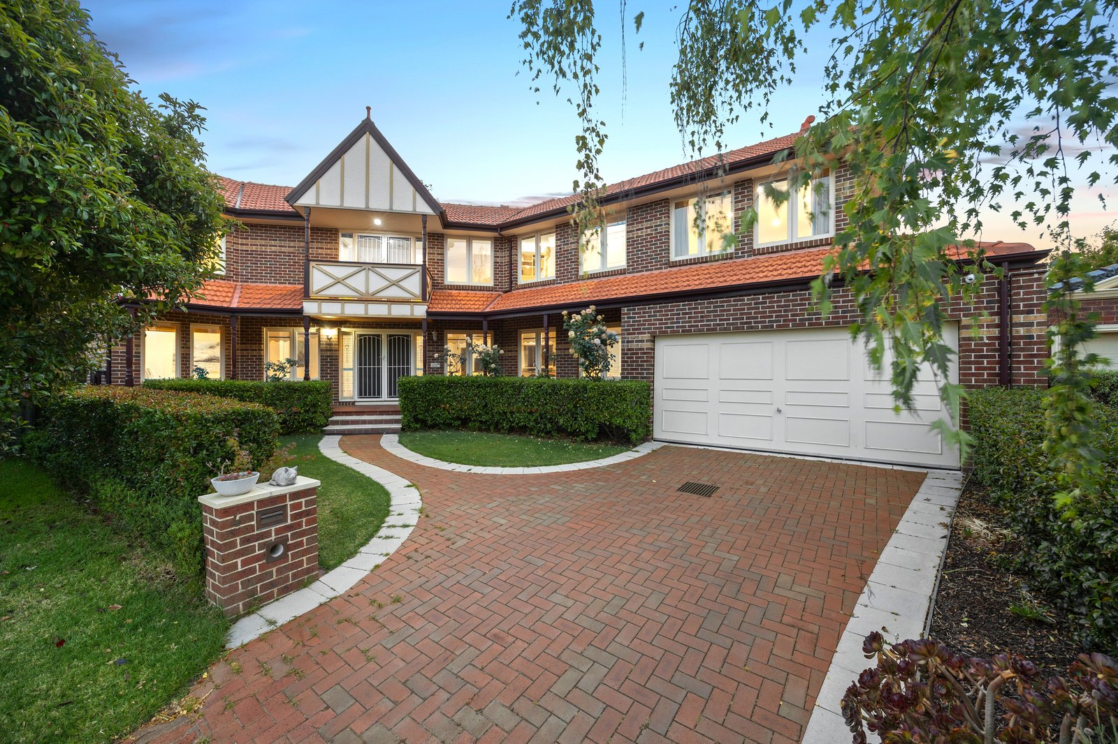 4 Newman Morris Place, Kew, 3101