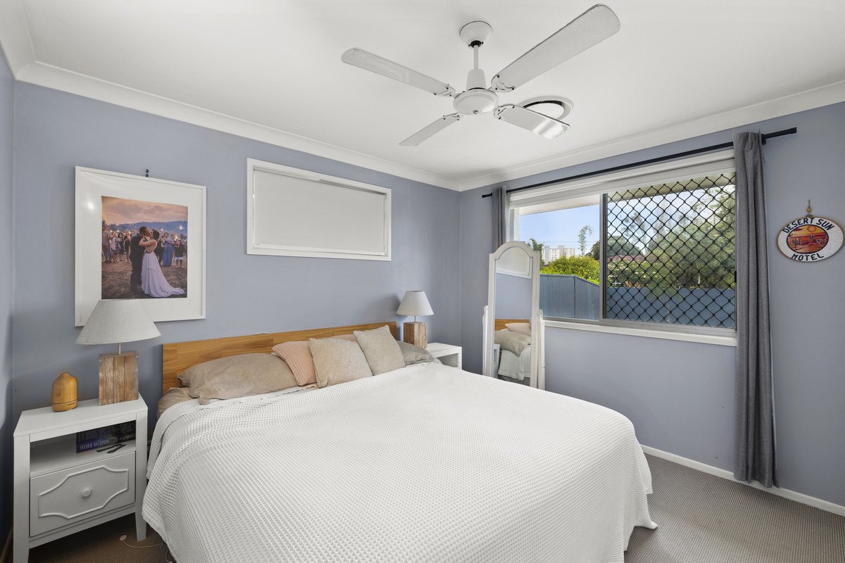 4 Newstead Street Burleigh Waters 5