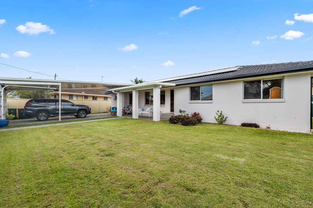 4 Newstead Street Burleigh Waters 10