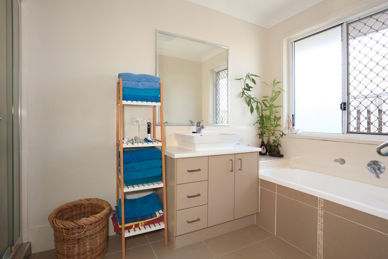 4 Nimbus Court COOMERA 12