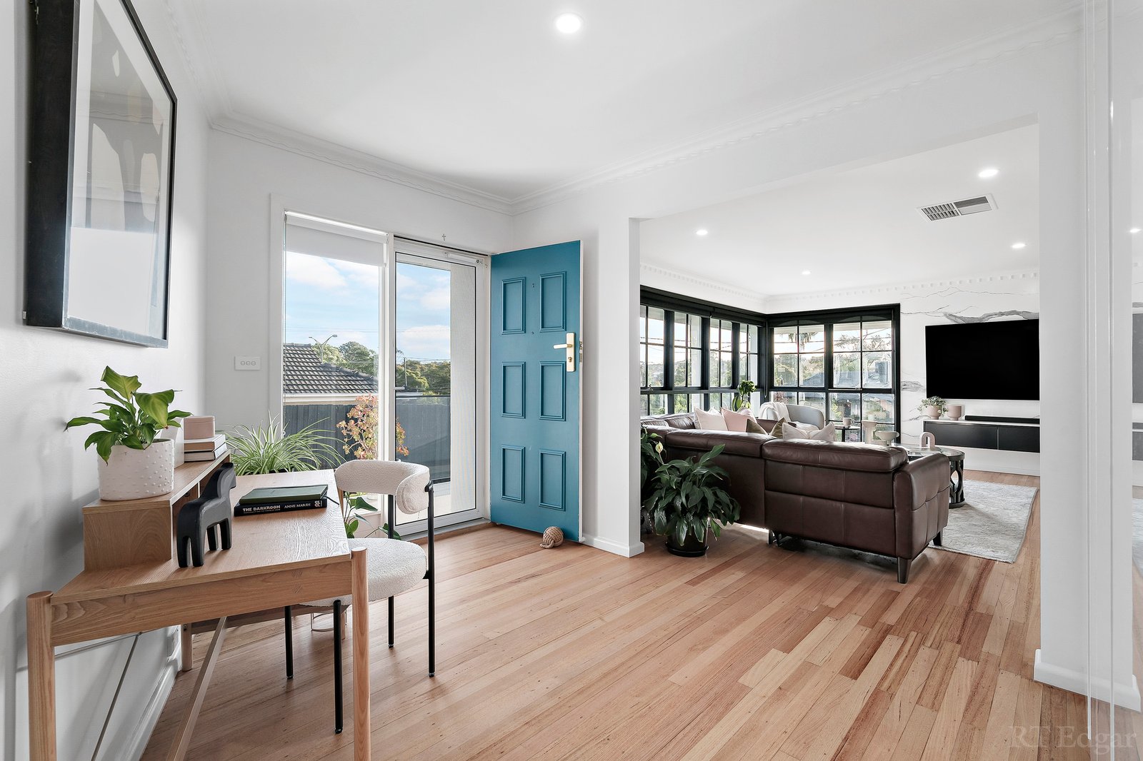 Real Estate and Property in 4 Noojee Court, Yallambie, VIC