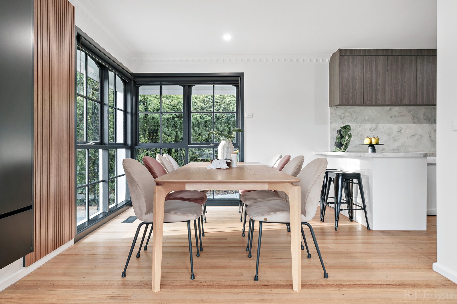 Real Estate and Property in 4 Noojee Court, Yallambie, VIC