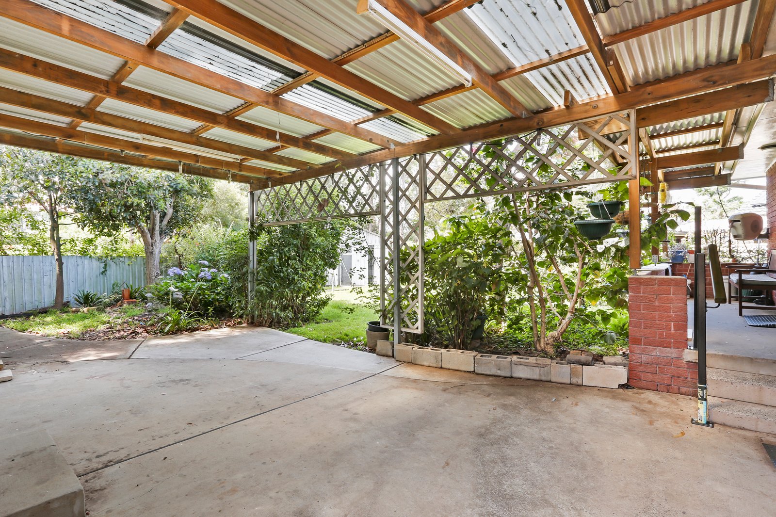 4 Normandie Place UNANDERRA 7