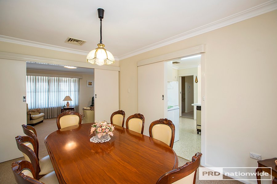 4 Nurraba Street TAMWORTH 5