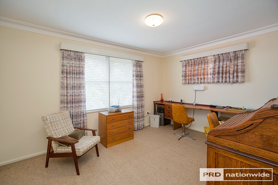 4 Nurraba Street TAMWORTH 11