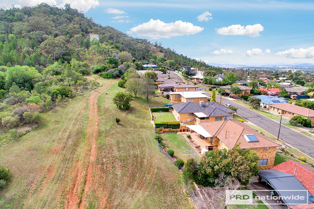 4 Nurraba Street TAMWORTH 24