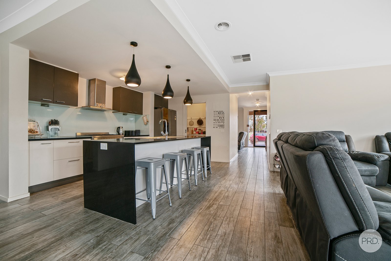 4 Oakbank Place MARONG 5