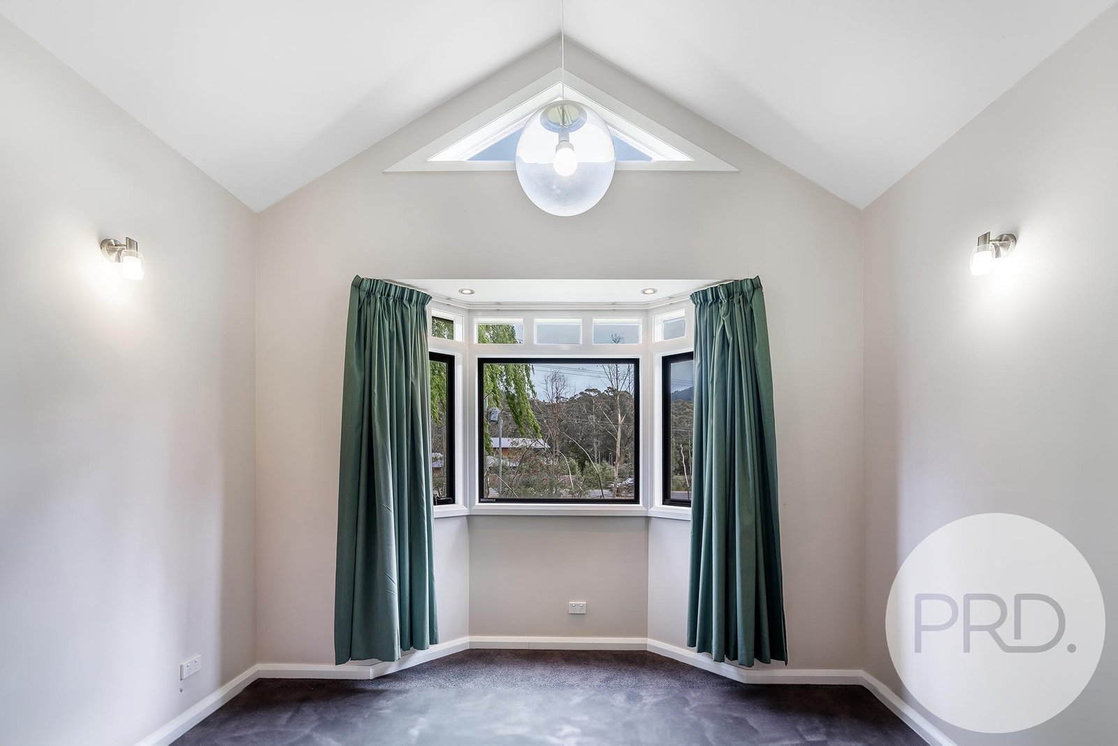 4 Old Station Road LOWER SNUG 9