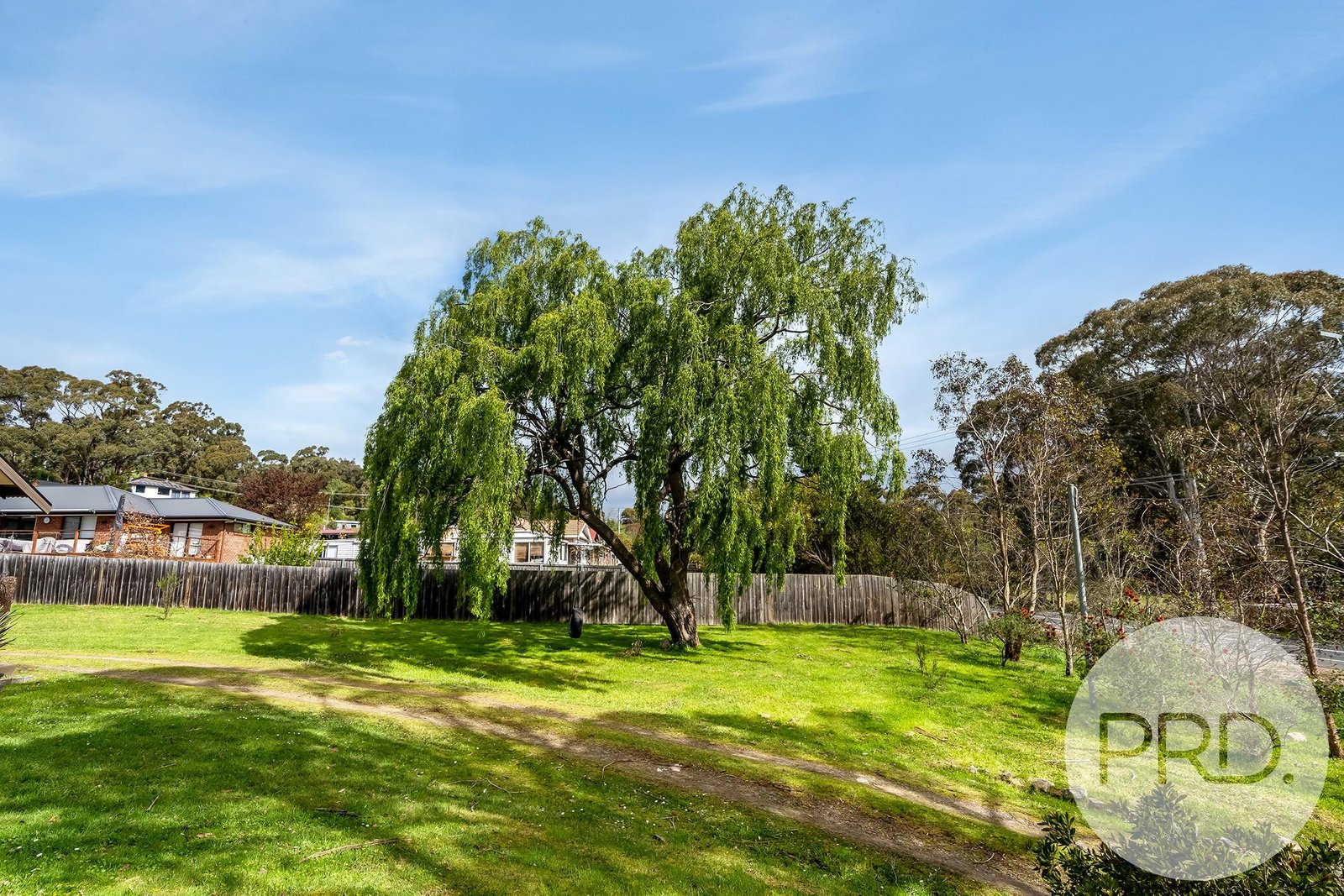 4 Old Station Road LOWER SNUG 26