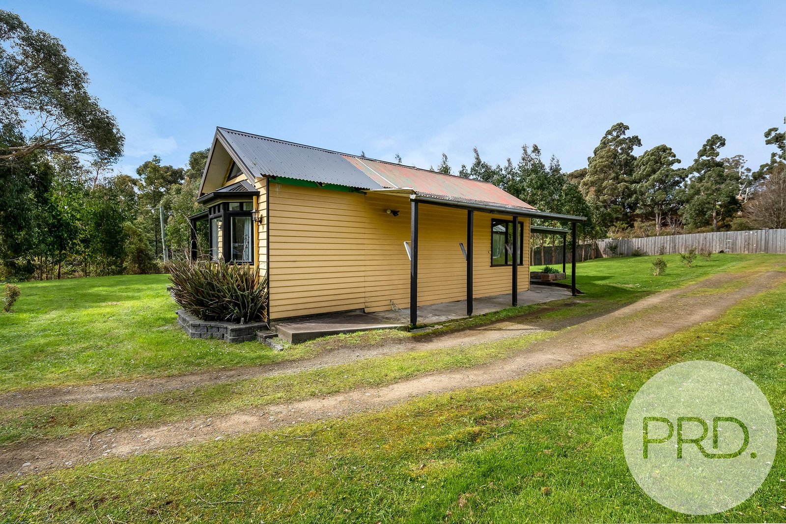 4 Old Station Road LOWER SNUG 29