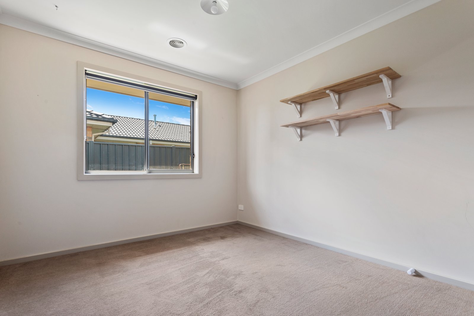 4 Oldaker Road HUNTLY 11