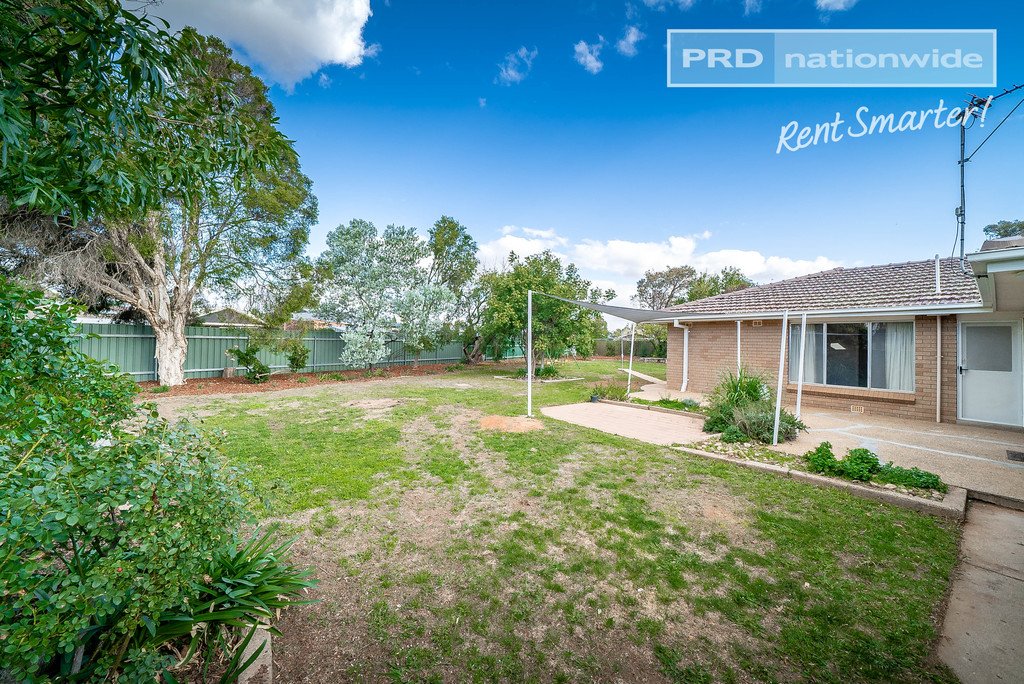4 Oleander Crescent LAKE ALBERT 9