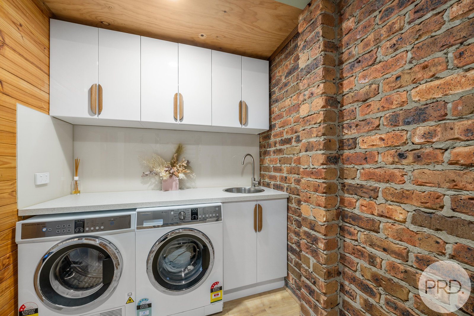 4 O'May Court SANDFORD 16