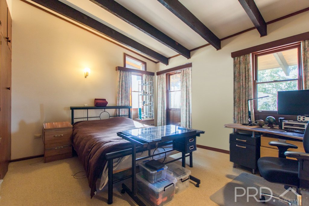 4 Orana Crescent TUMUT 6