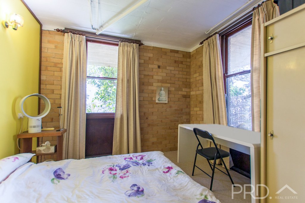 4 Orana Crescent TUMUT 12