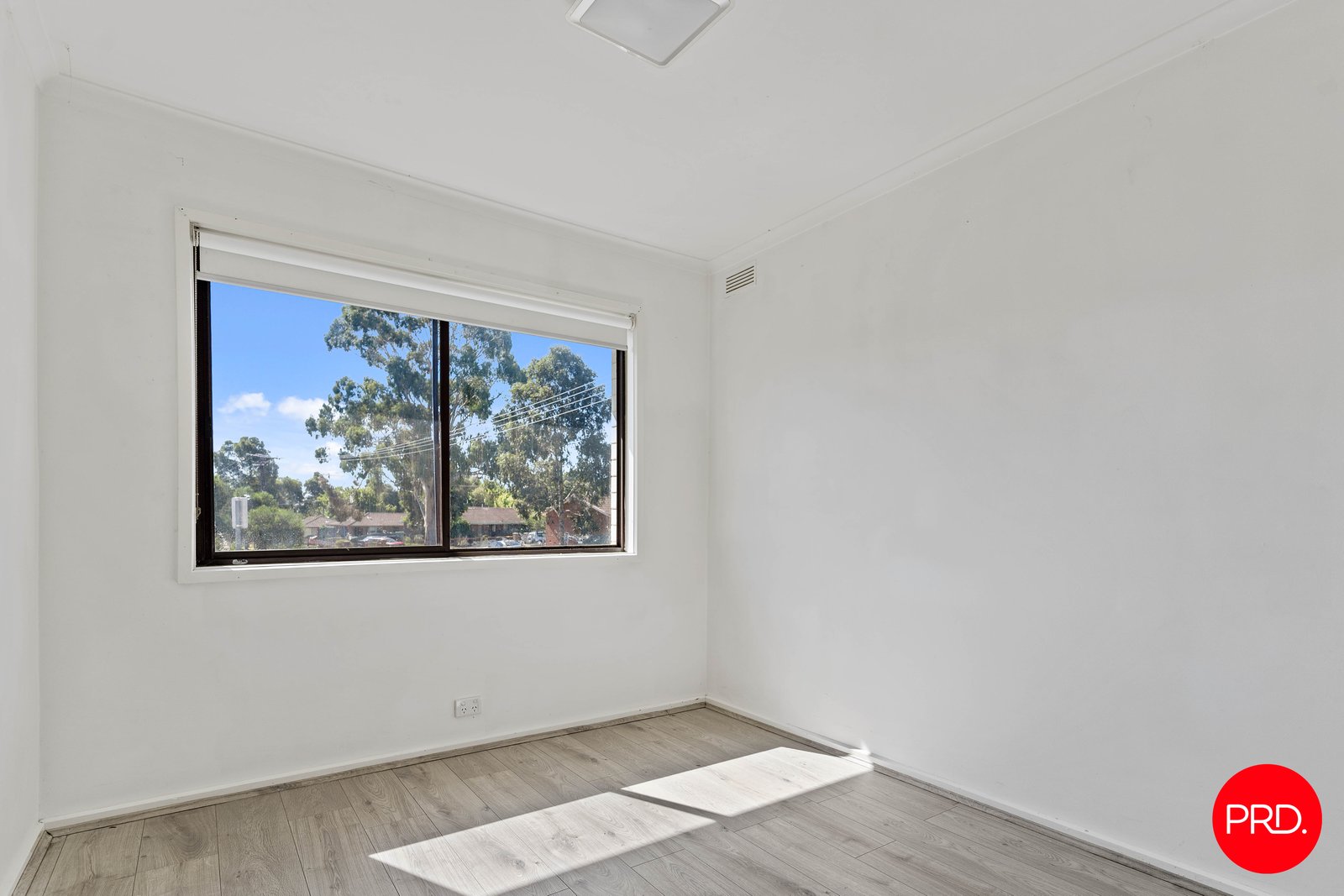 4 Ore Street LONG GULLY 6