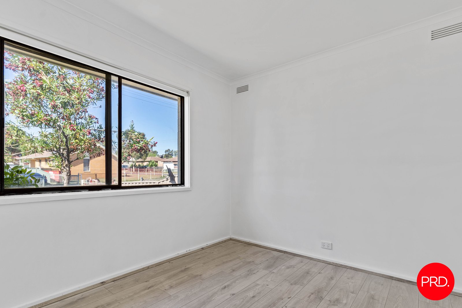 4 Ore Street LONG GULLY 7