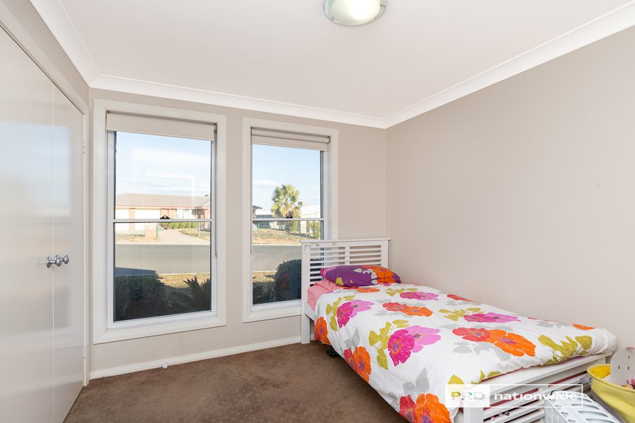 4 Orley Drive TAMWORTH 12