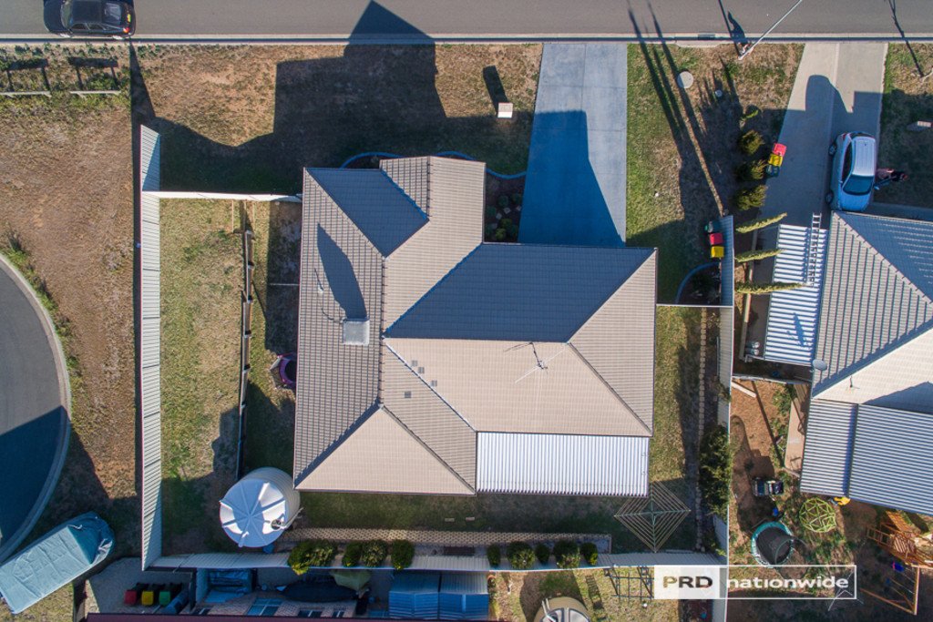 4 Orley Drive TAMWORTH 17