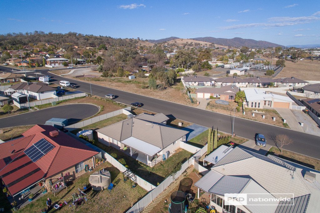 4 Orley Drive TAMWORTH 20