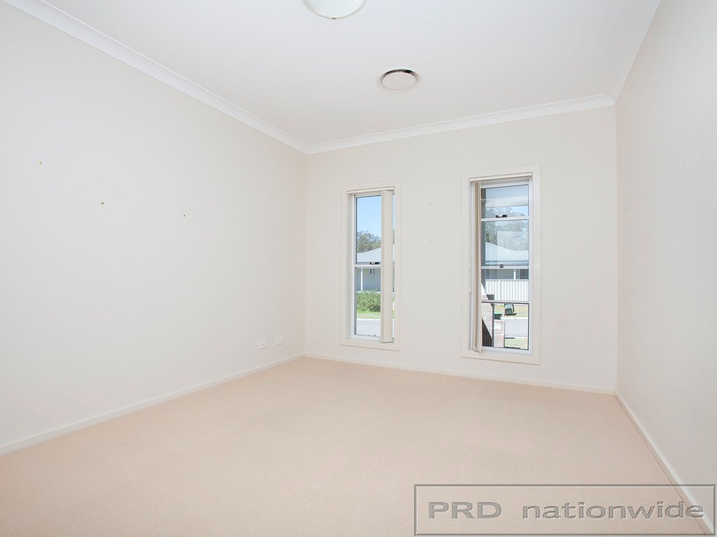 4 Osprey Crescent EAST MAITLAND 4
