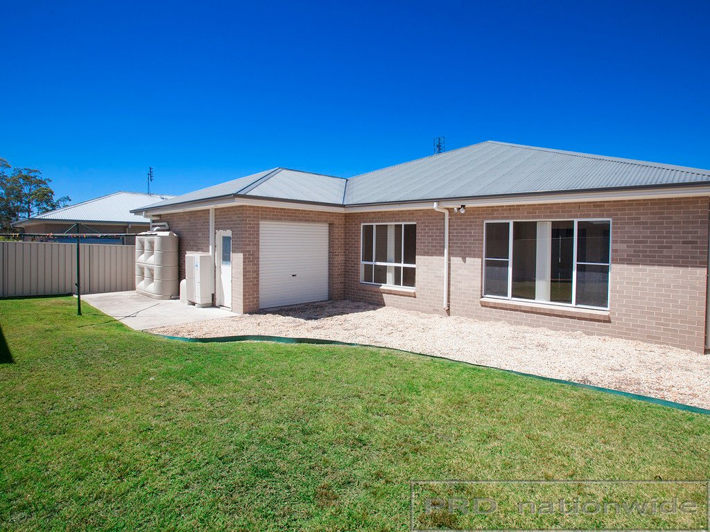 4 Osprey Crescent EAST MAITLAND 14
