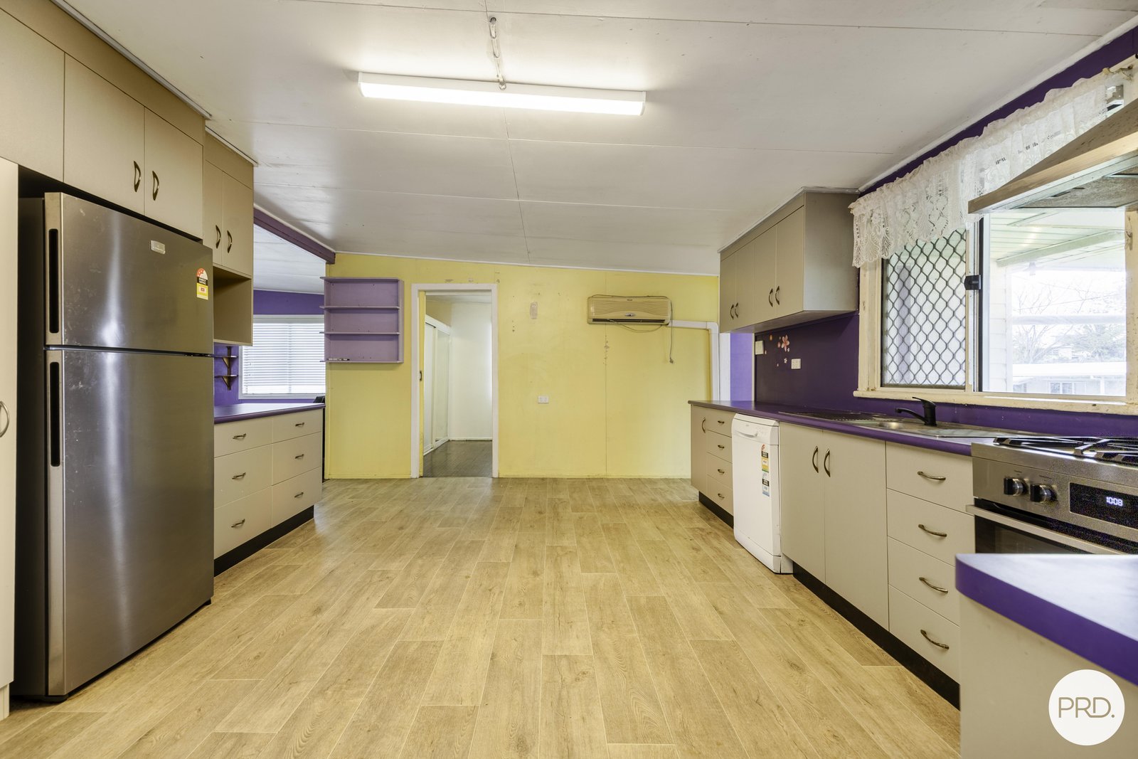 4 Owen Jenkins Drive SARINA BEACH 11