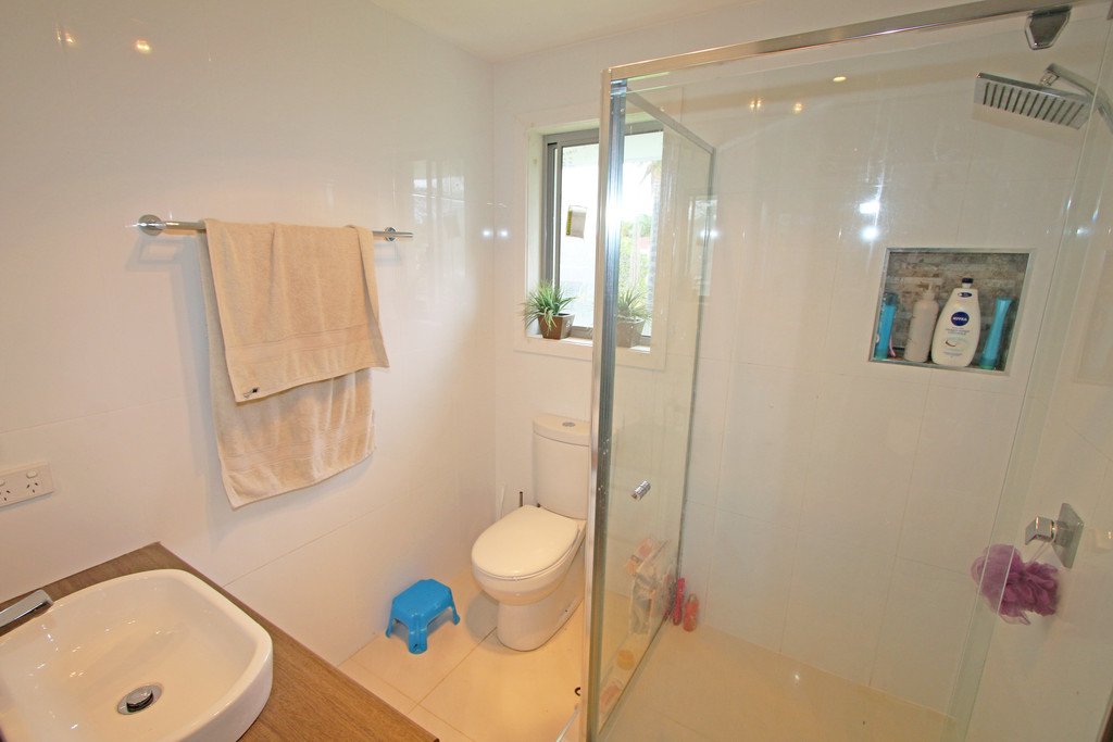 4 Palona Place ASHMORE 6