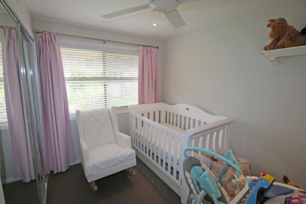 4 Palona Place ASHMORE 9