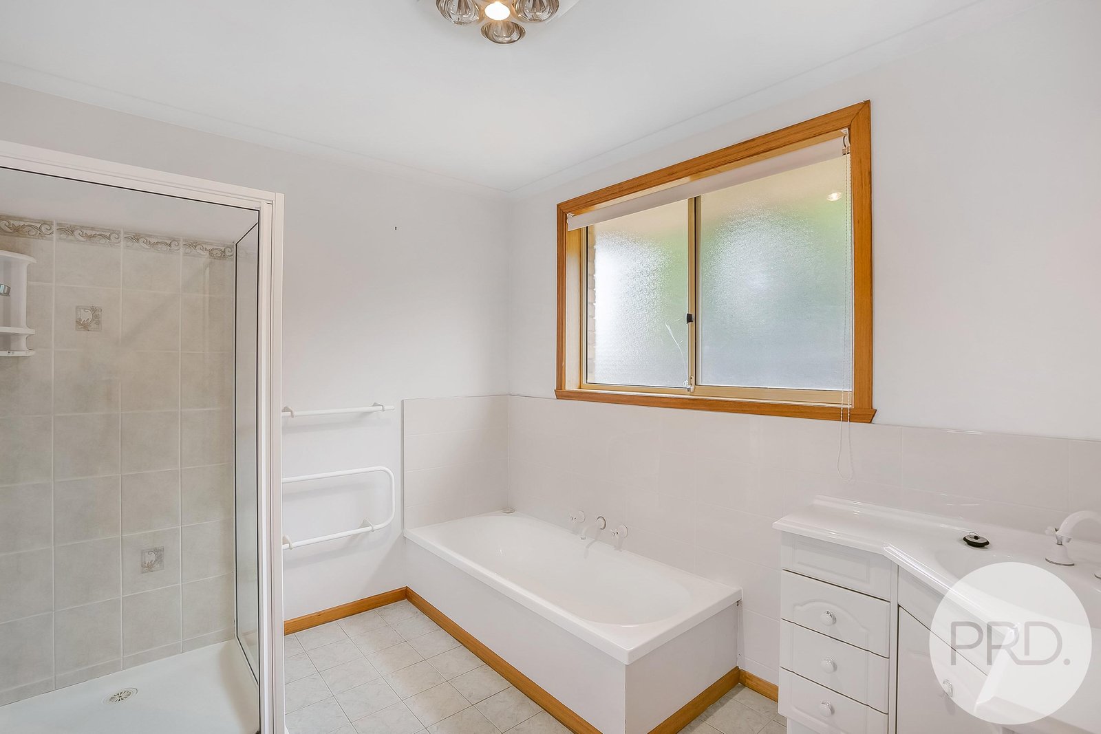 4 Paris Court HOWRAH 7