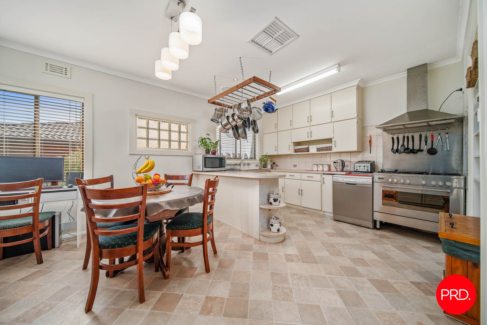 4 Park View Drive SERPENTINE 6