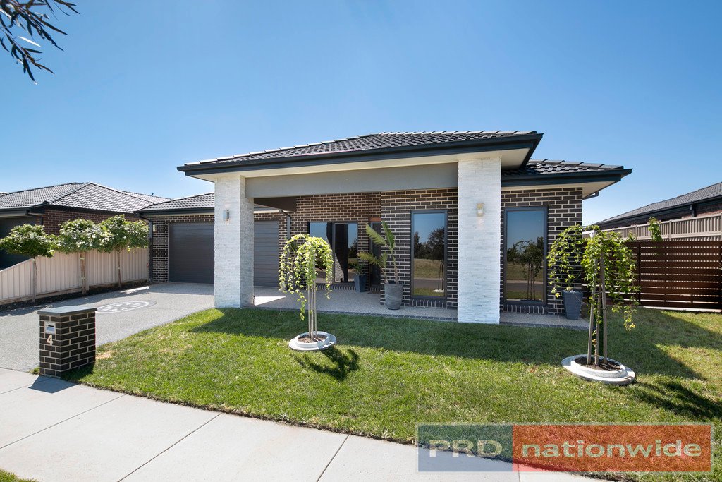 4 Parkland Drive Winter Valley 2