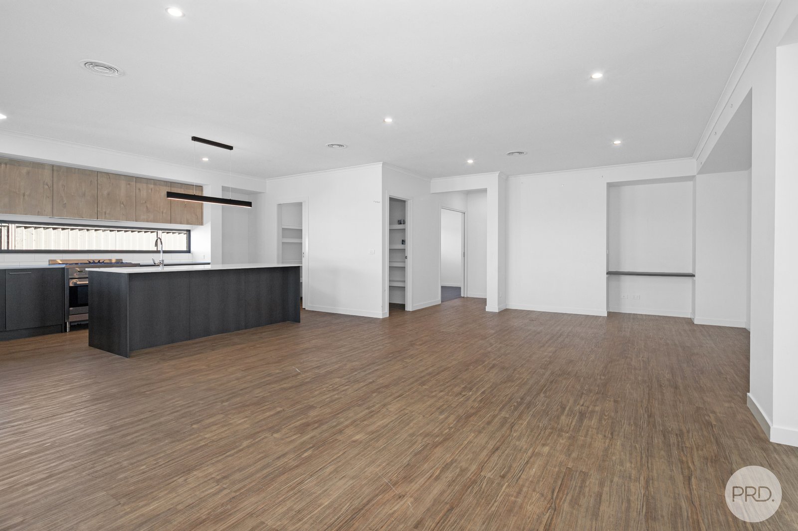 4 Parrot Street WINTER VALLEY 9