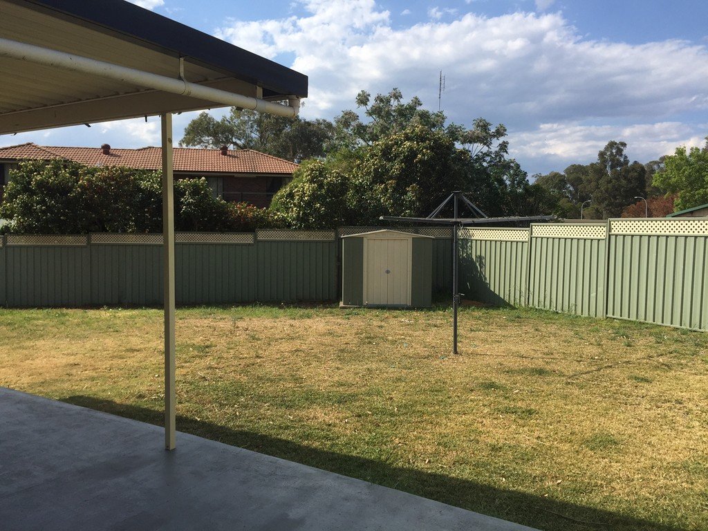 4 Paul Close CRANEBROOK 14