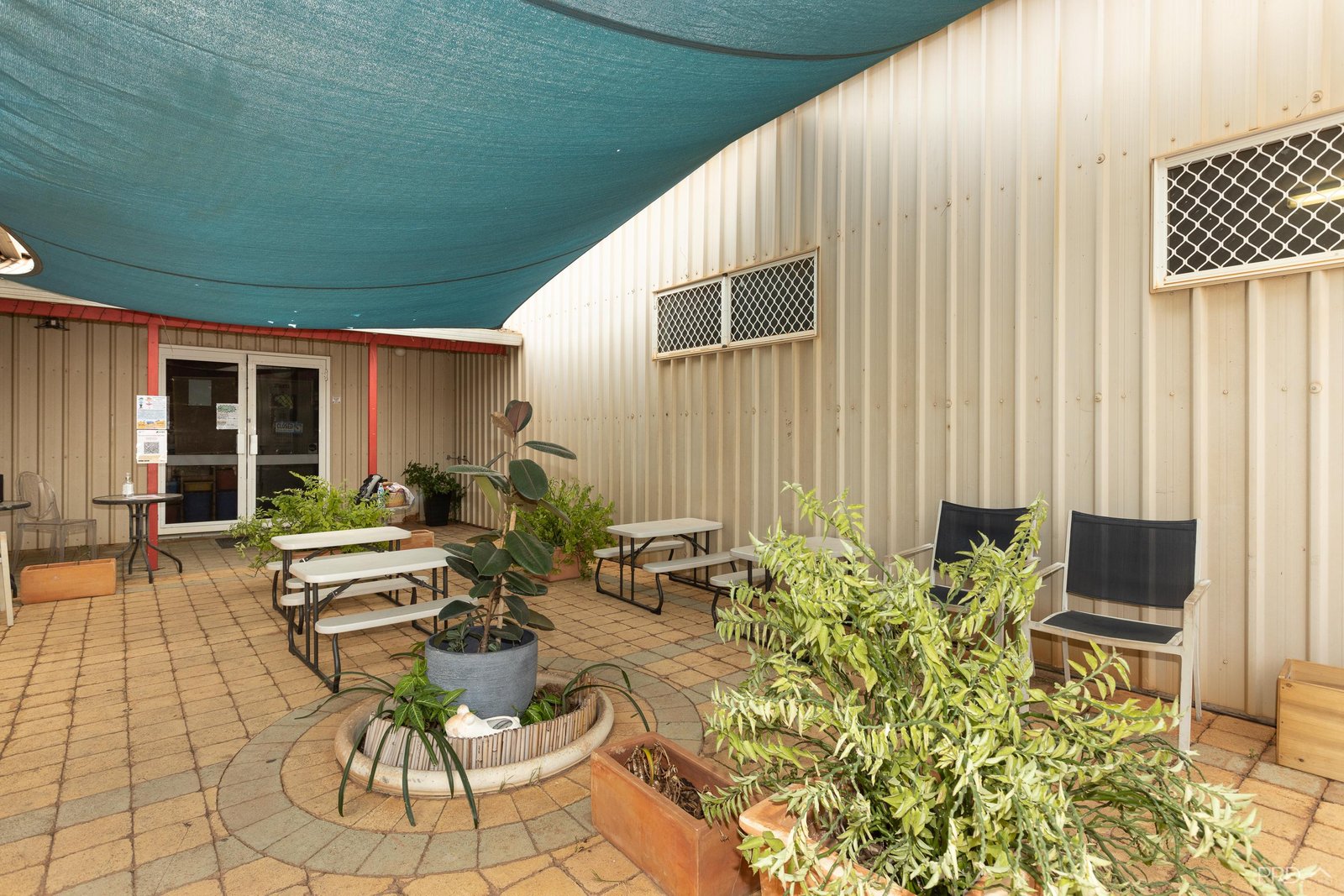 4 Pembroke Road BROOME 12