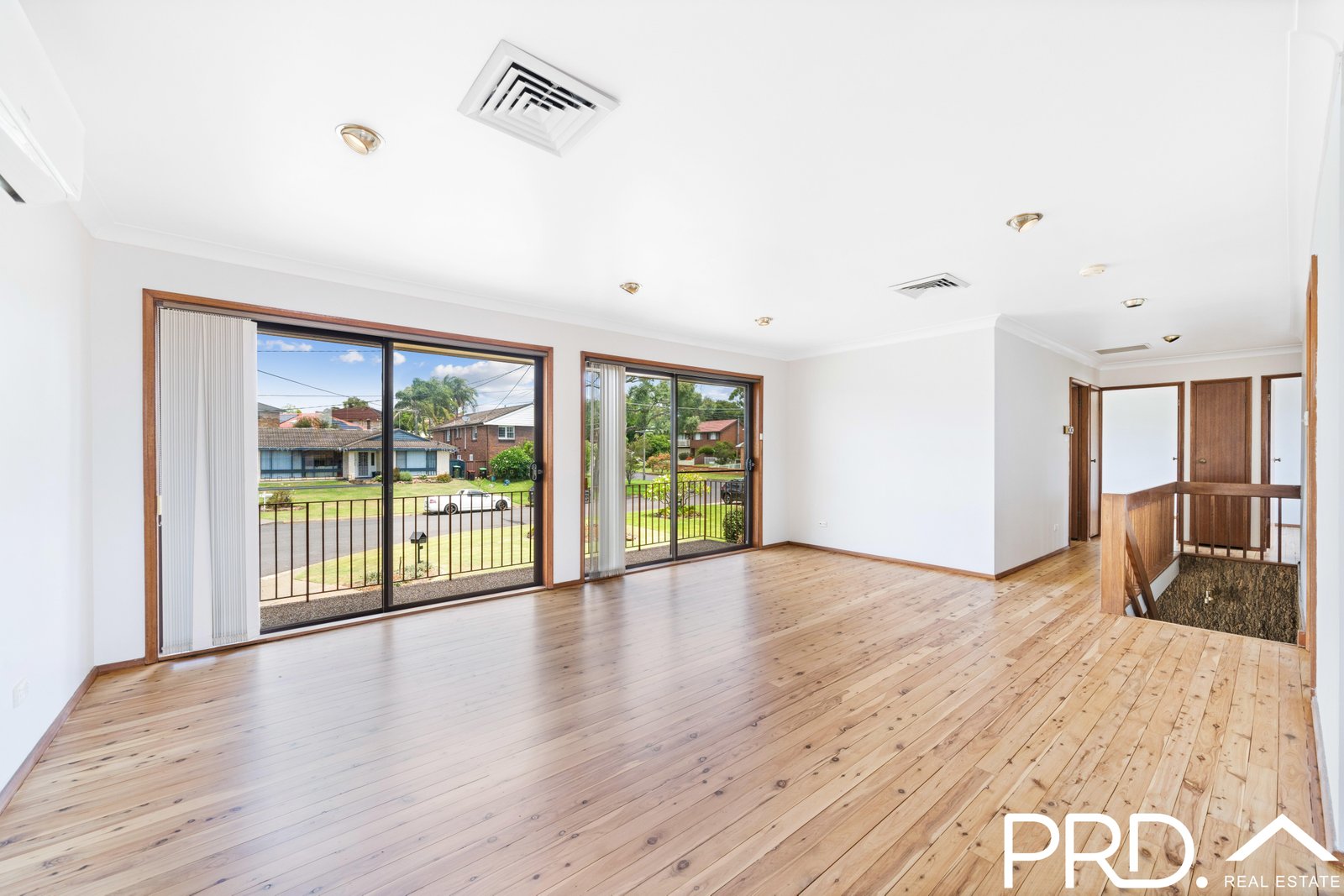 4 Peppermint Grove PANANIA 3