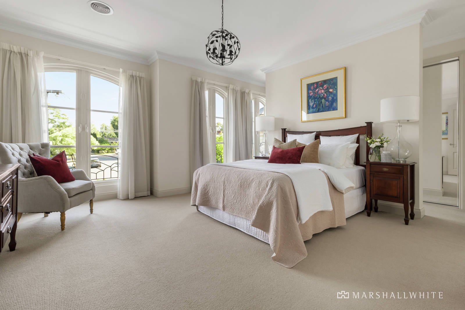 4 Perry Court, Kew, VIC