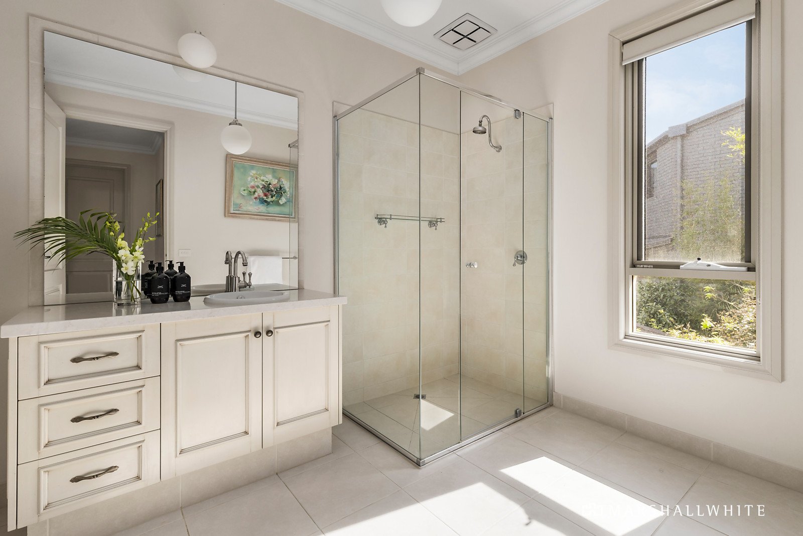 4 Perry Court, Kew, VIC